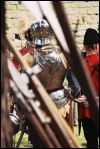Blick auf den Harnischrücken eines spätmittelalterlichen Soldaten